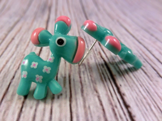 Preview: Pferd Esel Ohrstecker Monster horse ghost